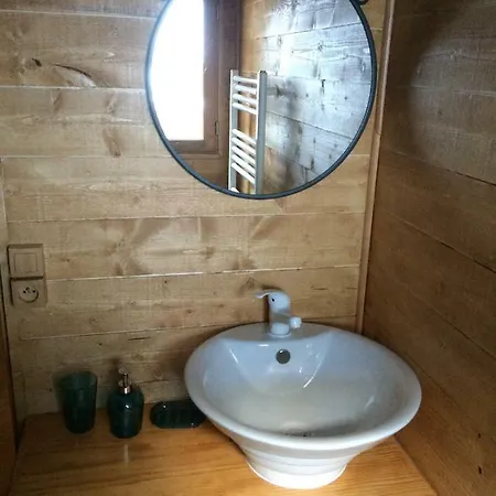 Maison d'hôtes La Roulotte D’heidi, Logement Insolite *